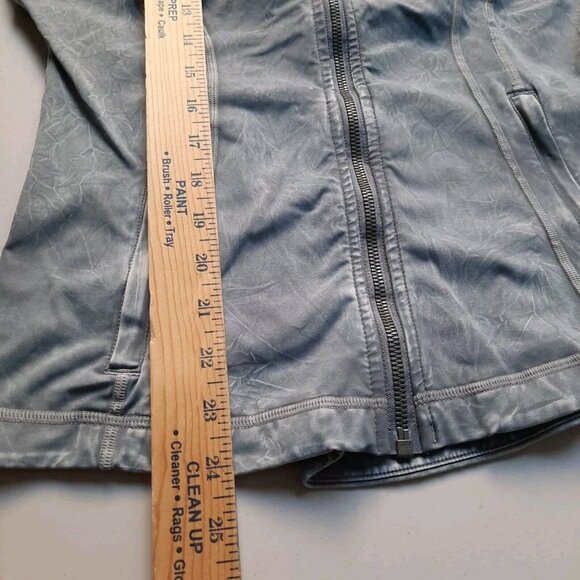 Lululemon Define Jacket Womens 8 Gray Garment Dye Washed Luna Luxtreme Fitted - Picture 11 of 12